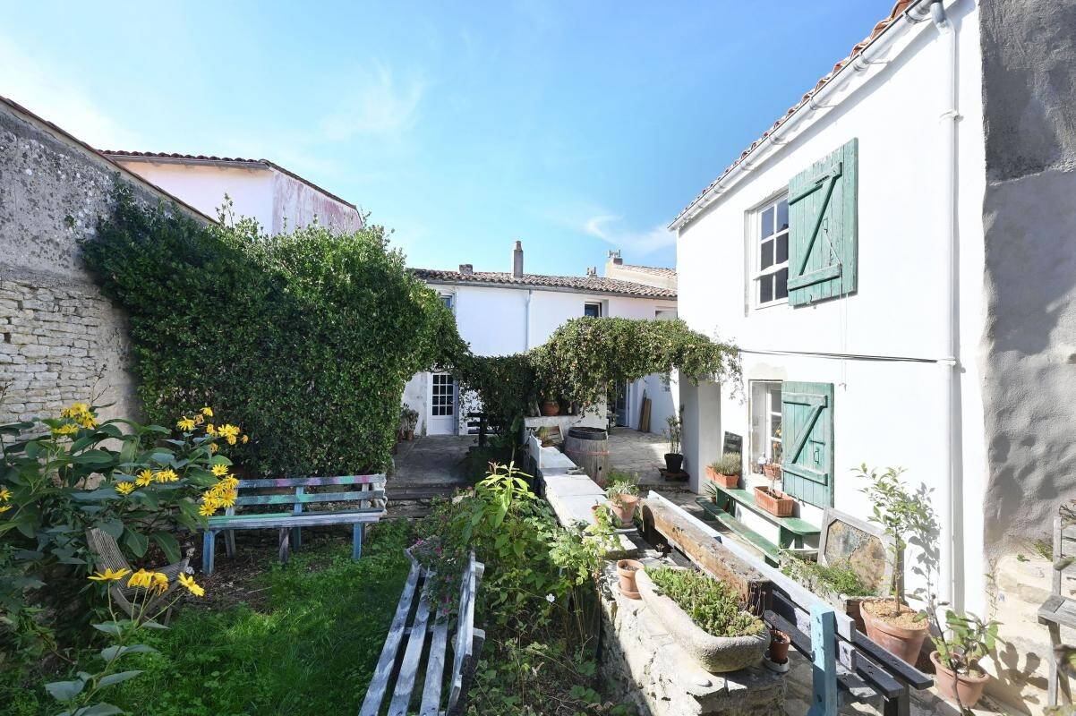 Maison à vendre, 198m², SAINT CLEMENT DES BALEINES