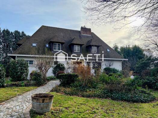 Maison à vendre 1 190 000 € 8 pièces 5 chambres 232 m² 2 286 m² de terrain Prévoyants-Chanteloup-Pont de l'Union Aulnay-sous-Bois 93600