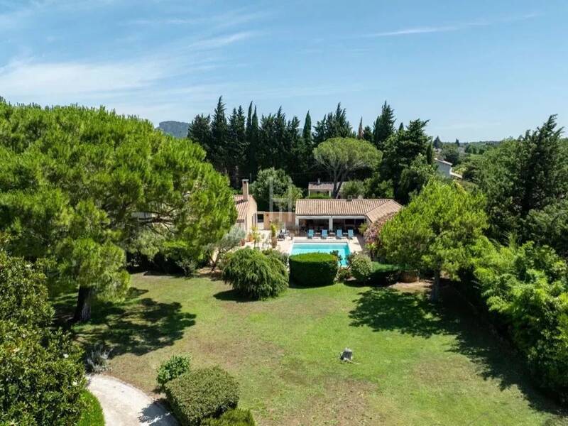 Maison à vendre, 302m², FONTVIEILLE