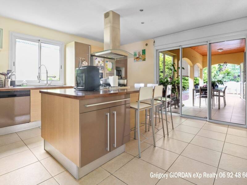 Maison à vendre, 190m², LE TAMPON