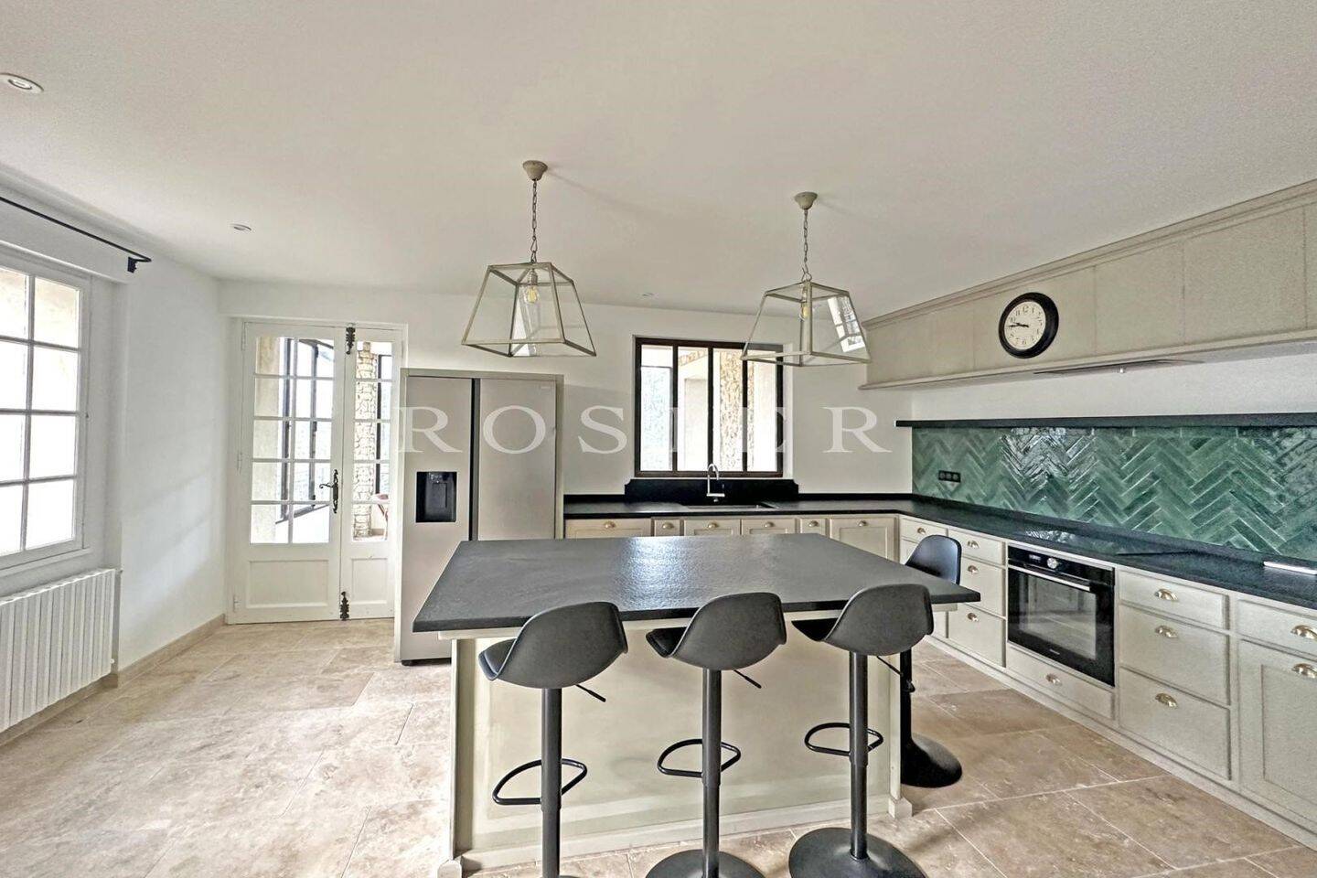 Maison à vendre, 200m², GORDES