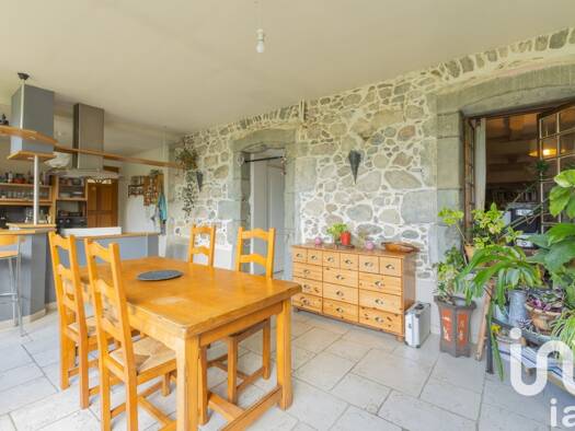 Appartement à vendre 430 000 € 5 pièces 3 chambres 174 m² RDC/2 Saint-Ours 73410
