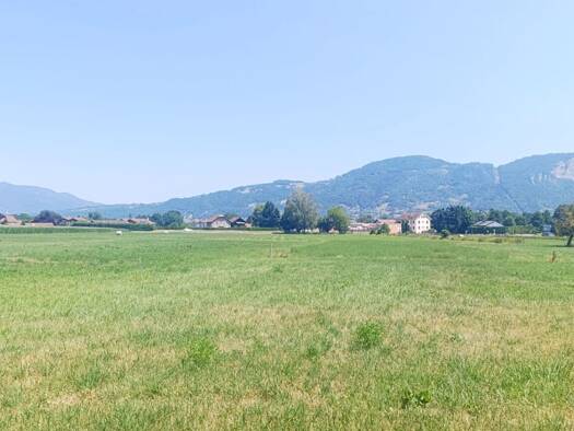 Terrain constructible à vendre 240 000 € 1 059 m² de terrain Amancy 74800
