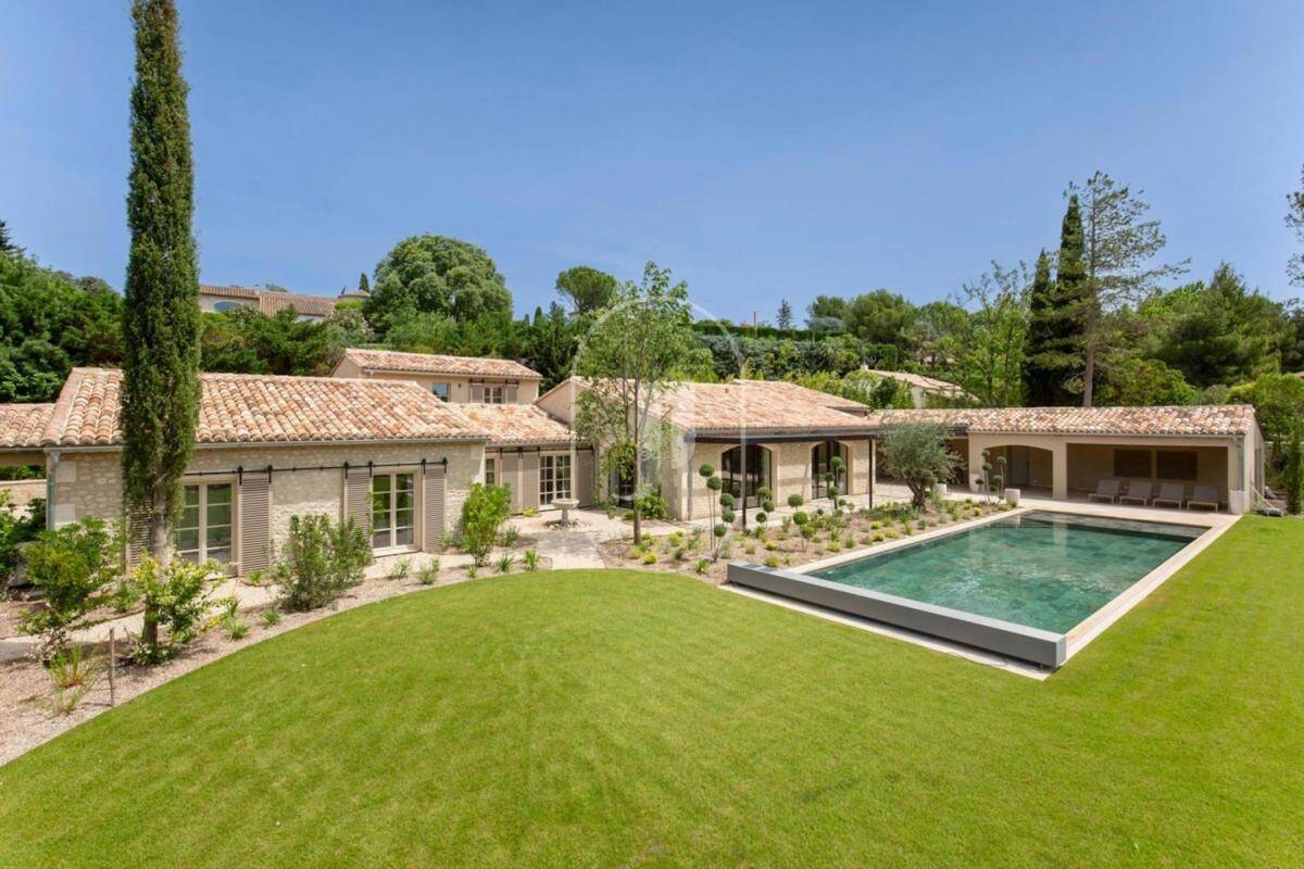 Maison à vendre, 380m², MAUSSANE LES ALPILLES