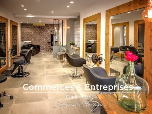 Institut de beauté à vendre Fonds de commerce 59 000 € 3 pièces 45 m² de surface de vente Village Ouest Trets 13530