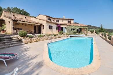 Villa à vendre 1 250 000 € 5 pièces 4 chambres 265 m² 6 283 m² de terrain Cabris 06530
