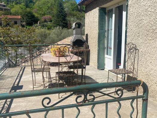 Maison à vendre 221 000 € 12 pièces 6 chambres 190 m² 300 m² de terrain Bez et Esparon 30120