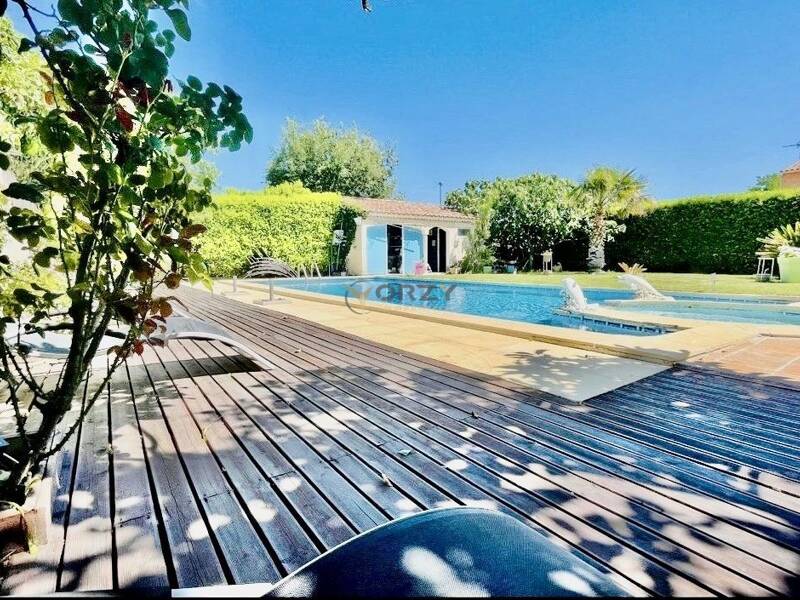 Maison à vendre, 270m², SORGUES