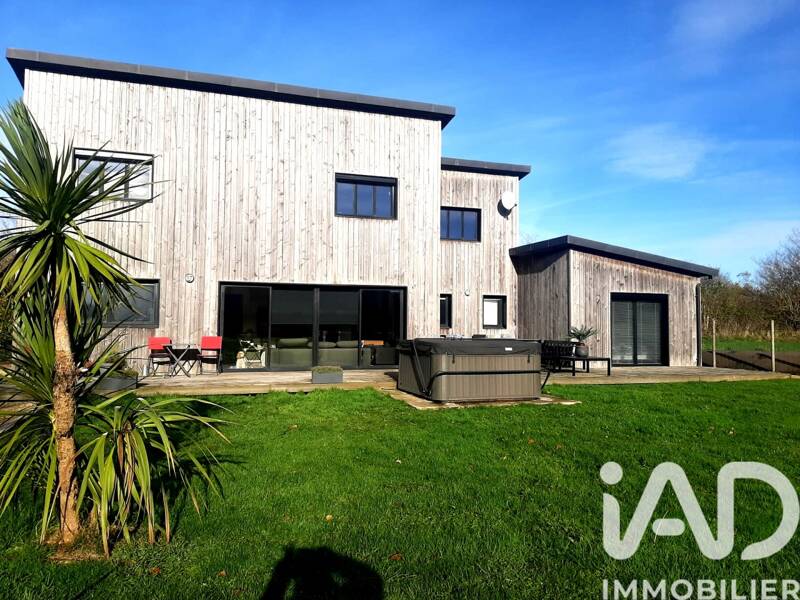 Maison à vendre, 168m², TREGLAMUS