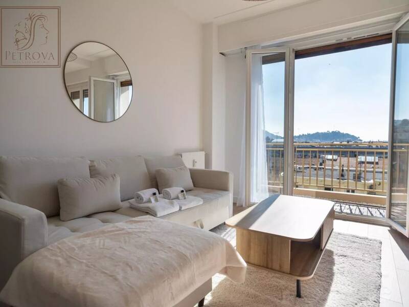 Maison à louer, 48m², NICE