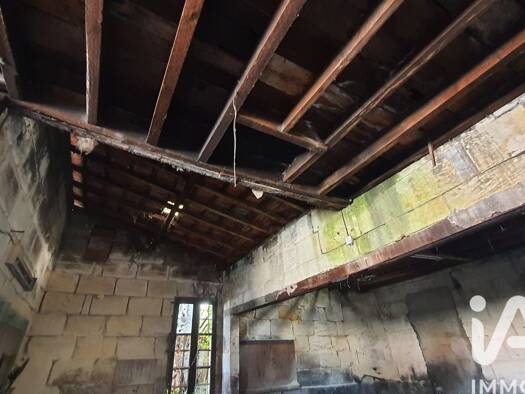 Parking à vendre 359 000 € 155 m² La Bastide Bordeaux 33100