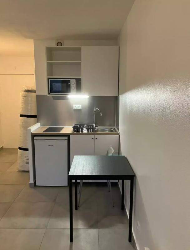 Maison à louer, 20m², CLICHY
