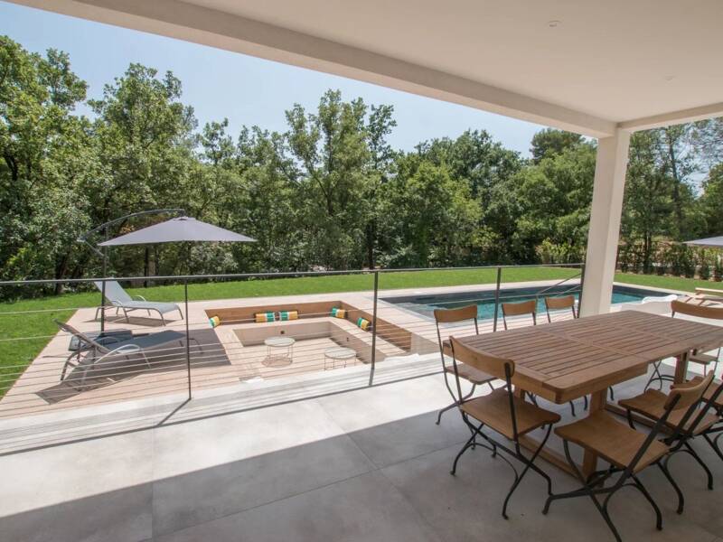 Maison à louer, 194m², VALBONNE