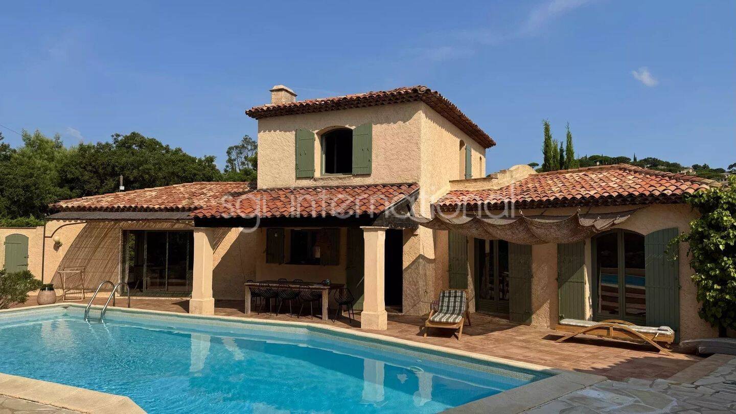 Maison à vendre, 170m², LA CROIX VALMER