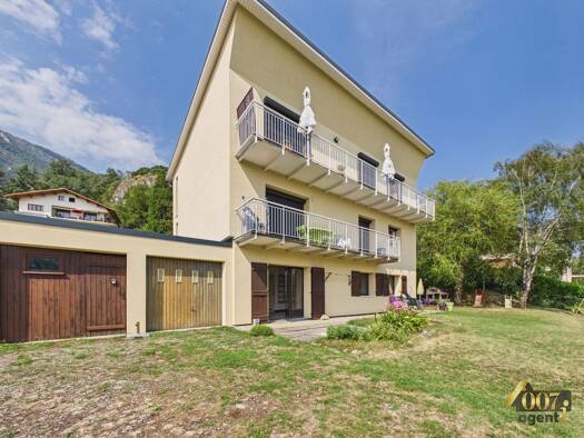 Appartement à vendre 230 000 € 5 pièces 4 chambres 91,02 m² RDC/3 Montmélian 73800