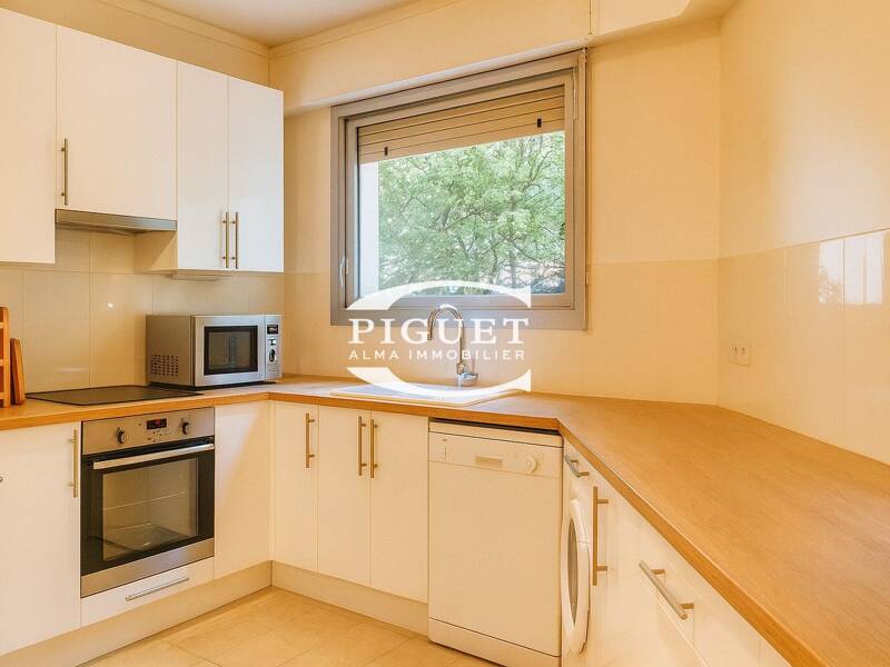 Maison à louer, 141m², PARIS 16E