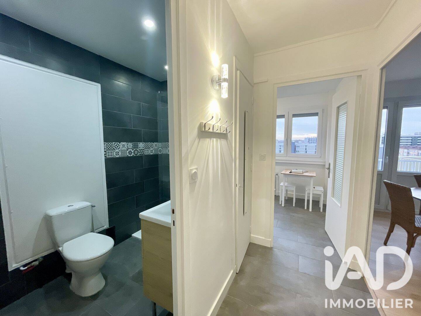 Location Appartement 1 pièce — 8