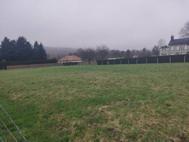 Terrain constructible à vendre 34 000 € 815 m² de terrain Brionne 27800