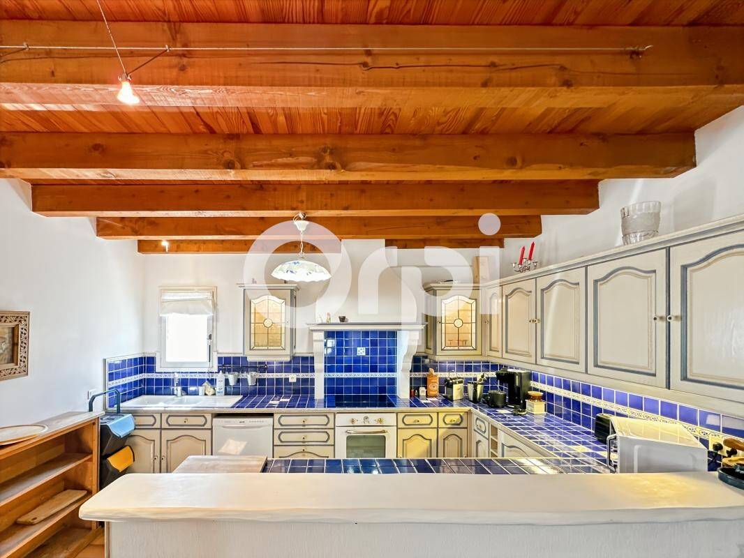 Maison à vendre, 167m², VALLON PONT D'ARC