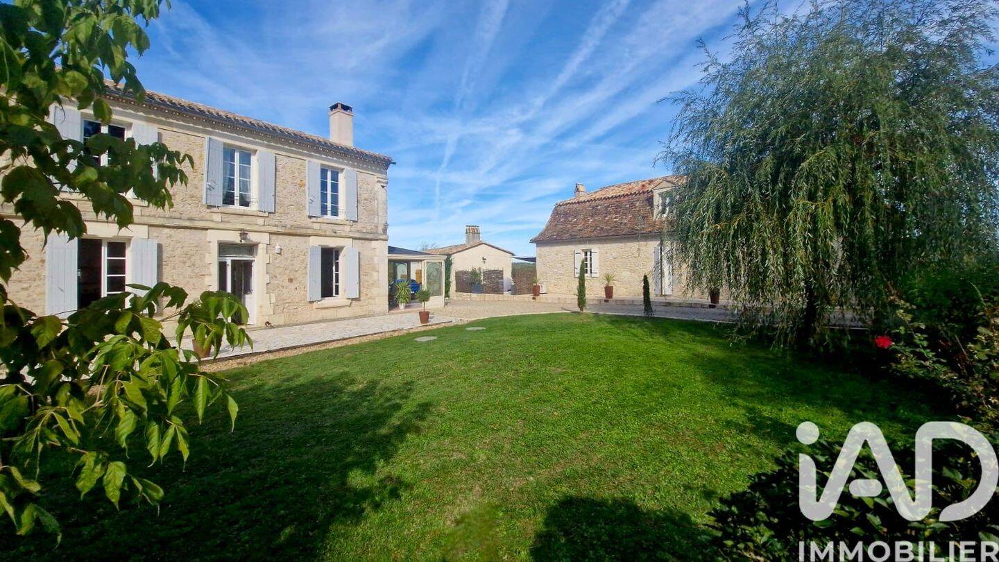 Maison à vendre, 437m², SAINT MEARD DE GURCON
