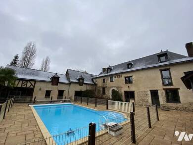 Maison à louer 2 800 € 9 pièces 6 chambres Noyal Chatillon sur Seiche 35230