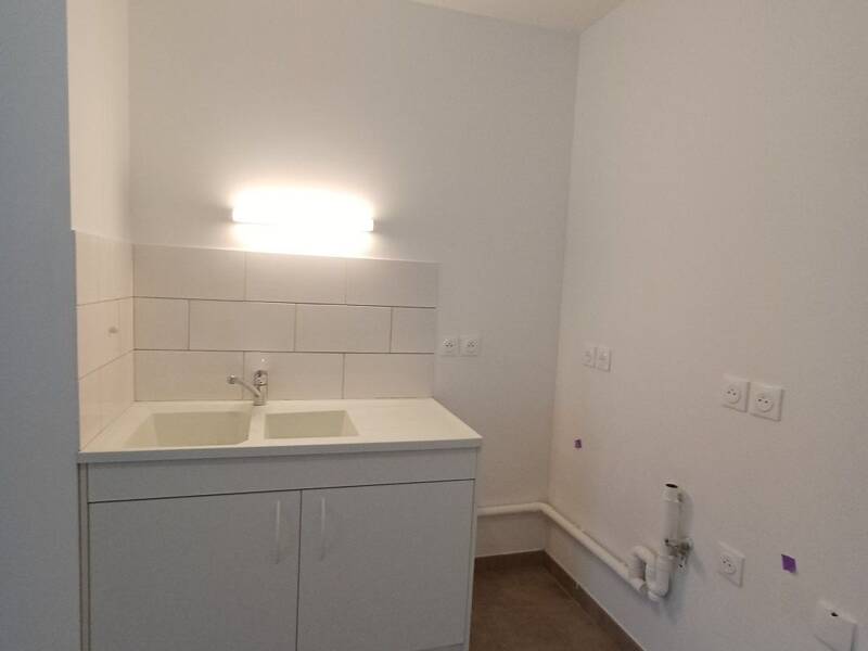 Maison à louer, 68m², LYON 8E