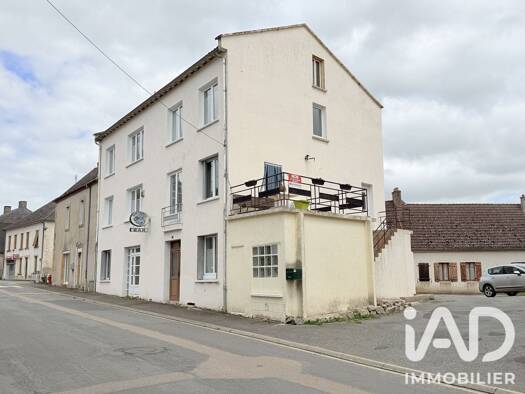Maison à vendre 128 000 € 14 pièces 9 chambres 286 m² 433 m² de terrain Grury 71760