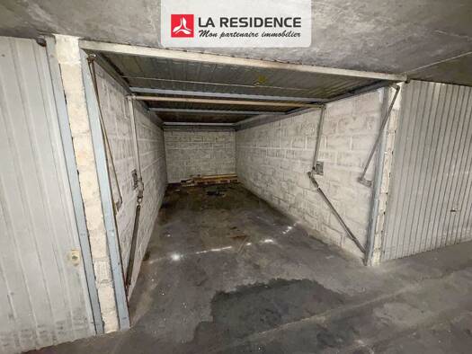 Parking à vendre 11 000 € Épinay-sur-Seine 93800
