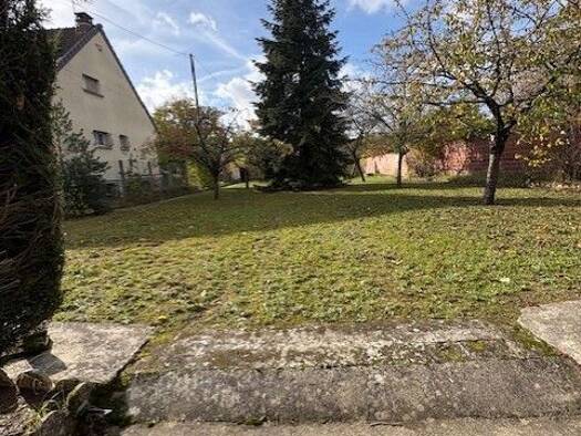 Terrain constructible viabilisé à vendre 185 000 € 550 m² de terrain Ouest Sud Thorigny-sur-Marne 77400