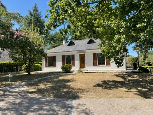 Maison à vendre 294 000 € 5 pièces 4 chambres 142 m² 2 500 m² de terrain Monts 37260