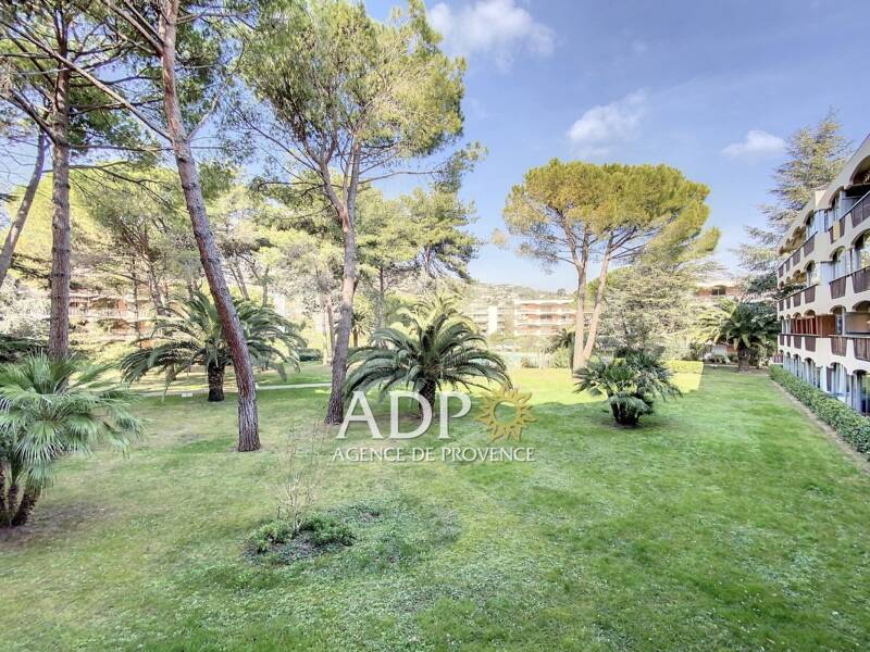 Maison à louer, 21m², MANDELIEU LA NAPOULE