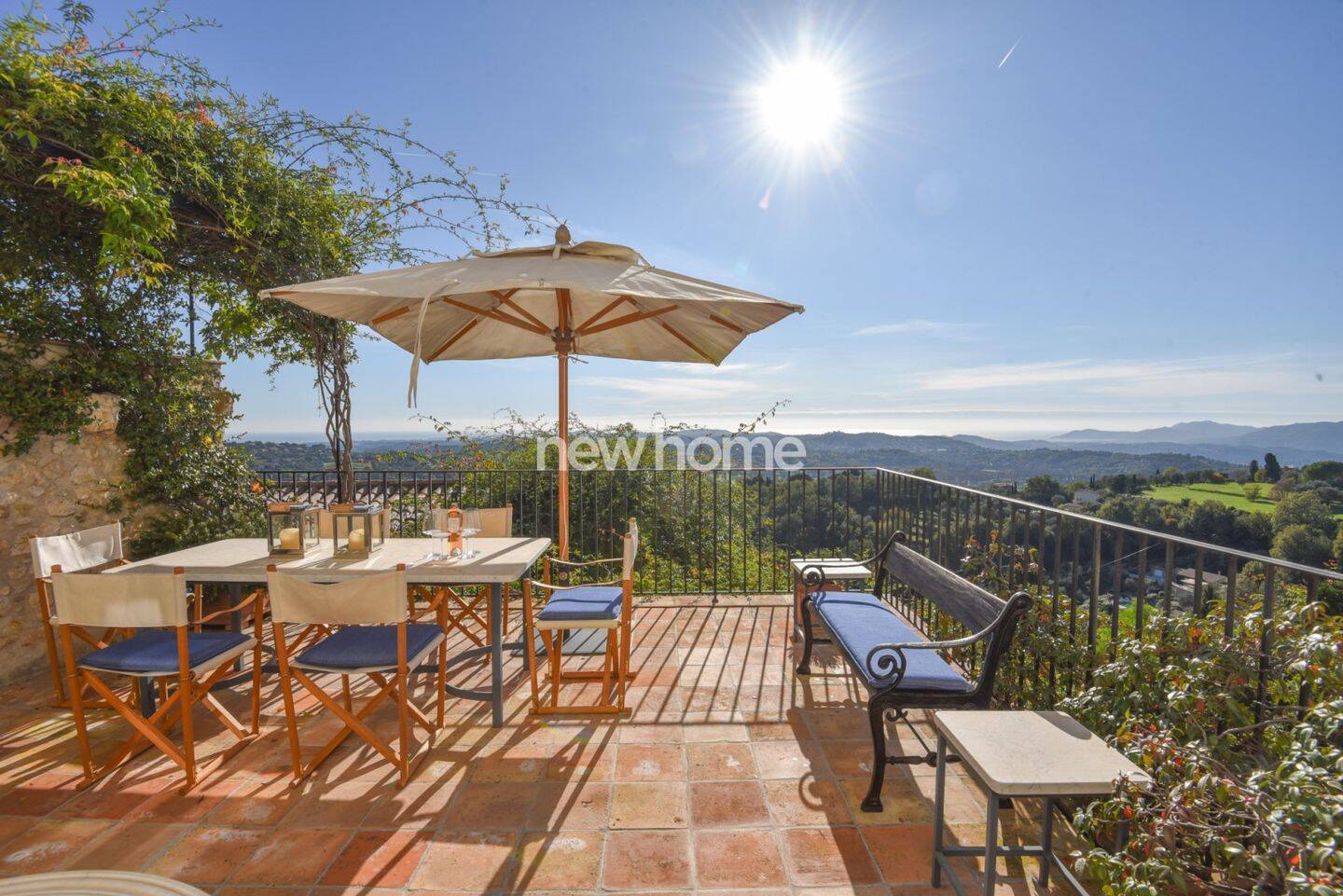 Maison à vendre, 325m², CHATEAUNEUF DE GRASSE
