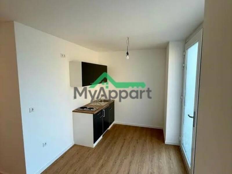 Maison à louer, 25m², PARIS 18E