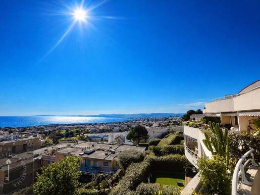 Appartement à vendre 799 000 € 4 pièces 3 chambres 86,2 m² Étage 2/3 Le Grimond-Plateaux Fleuris-Valliere Saint-Laurent-du-Var 06700