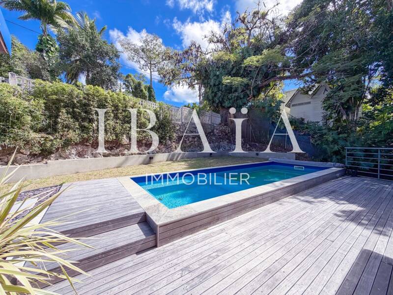 Maison à vendre, 204m², LES ABYMES