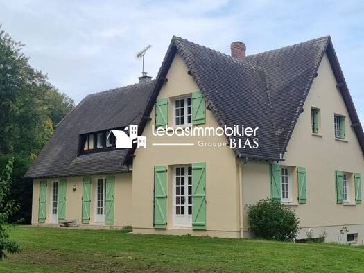 Maison à vendre 368 000 € 7 pièces 6 chambres 190 m² 3 981 m² de terrain Yerville 76760