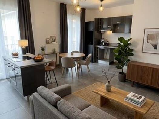 Appartement à louer 985 € 3 pièces 2 chambres 67 m² RDC/5 Champagne-au-Mont-d'Or 69410