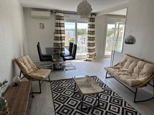Appartement à vendre 229 000 € 3 pièces 2 chambres 65 m² Étage 3/3 La Chamberte Montpellier 34070