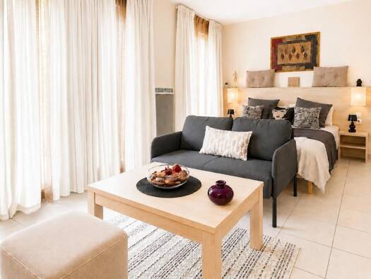 Appartement à vendre 167 109 € 1 pièce 31 m² Étage 1/2 Sud Ouest Divonne-les-Bains 01220