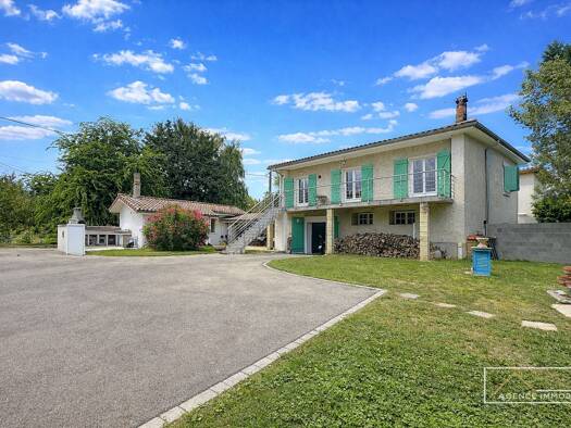 Maison à vendre 249 000 € 3 pièces 2 chambres 115 m² 958 m² de terrain Saint-Maurice-l'Exil 38550