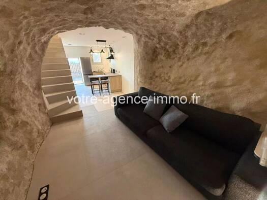 Appartement à louer 780 € 2 pièces 1 chambre 42 m² RDC Aspremont 06790