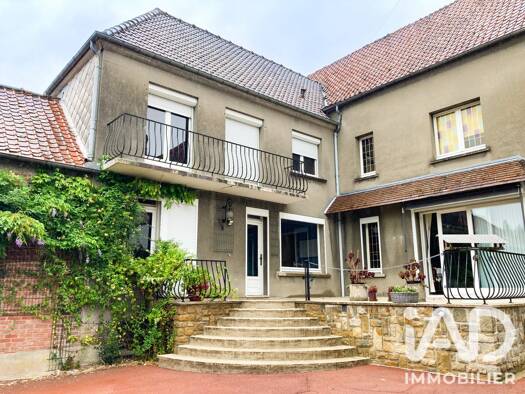 Maison à vendre 188 850 € 7 pièces 6 chambres 210 m² 1 355 m² de terrain Fauquembergues 62560