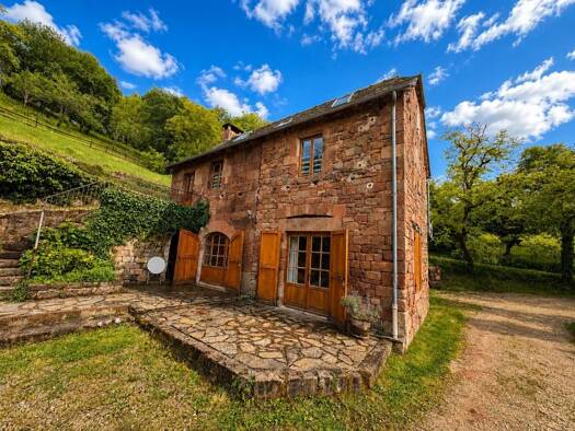 Maison à vendre 170 000 € 5 pièces 4 chambres 94 m² 651 m² de terrain Nauviale 12330
