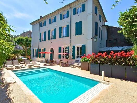 Maison de ville à vendre 1 140 000 € 7 pièces 6 chambres 408 m² 743 m² de terrain Centre Ville-Louis Blanc Alès 30100