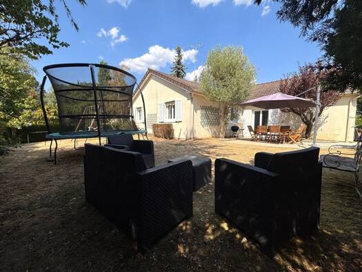 Maison de plain-pied à vendre 349 000 € 5 pièces 3 chambres 91 m² 746 m² de terrain Saint-Germain-lès-Corbeil 91250