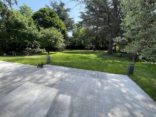 Villa à vendre 787 000 € 9 pièces 5 chambres 250 m² 2 200 m² de terrain La Rochette 77000