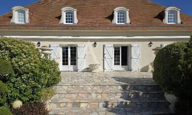 Villa à vendre 1 050 000 € 7 pièces 5 chambres 200 m² 7 000 m² de terrain Creully sur Seulles 14480