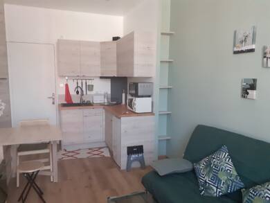 Appartement à louer 850 € 2 pièces 1 chambre 30 m² 1er étage Nice 06000