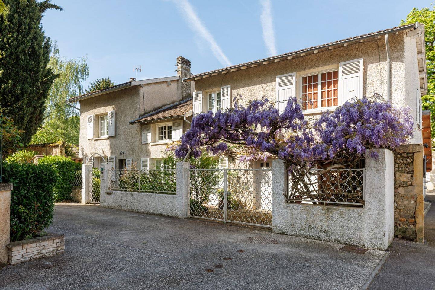 Maison à vendre, 266m², SAINT PIERRE DE CHANDIEU