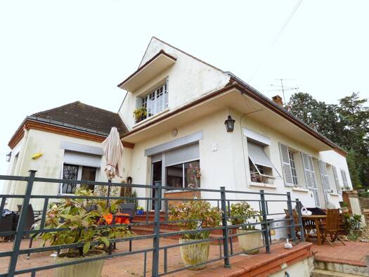 Villa à vendre 348 500 € 7 pièces 3 chambres 183 m² 1 264 m² de terrain Saint-Denis-de-l'Hôtel 45550